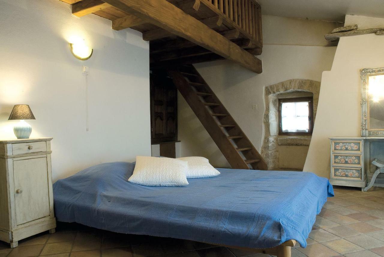 Maison De Dame Tartine Issirac Bagian luar foto