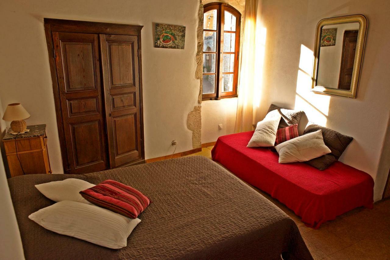 Maison De Dame Tartine Issirac Bagian luar foto