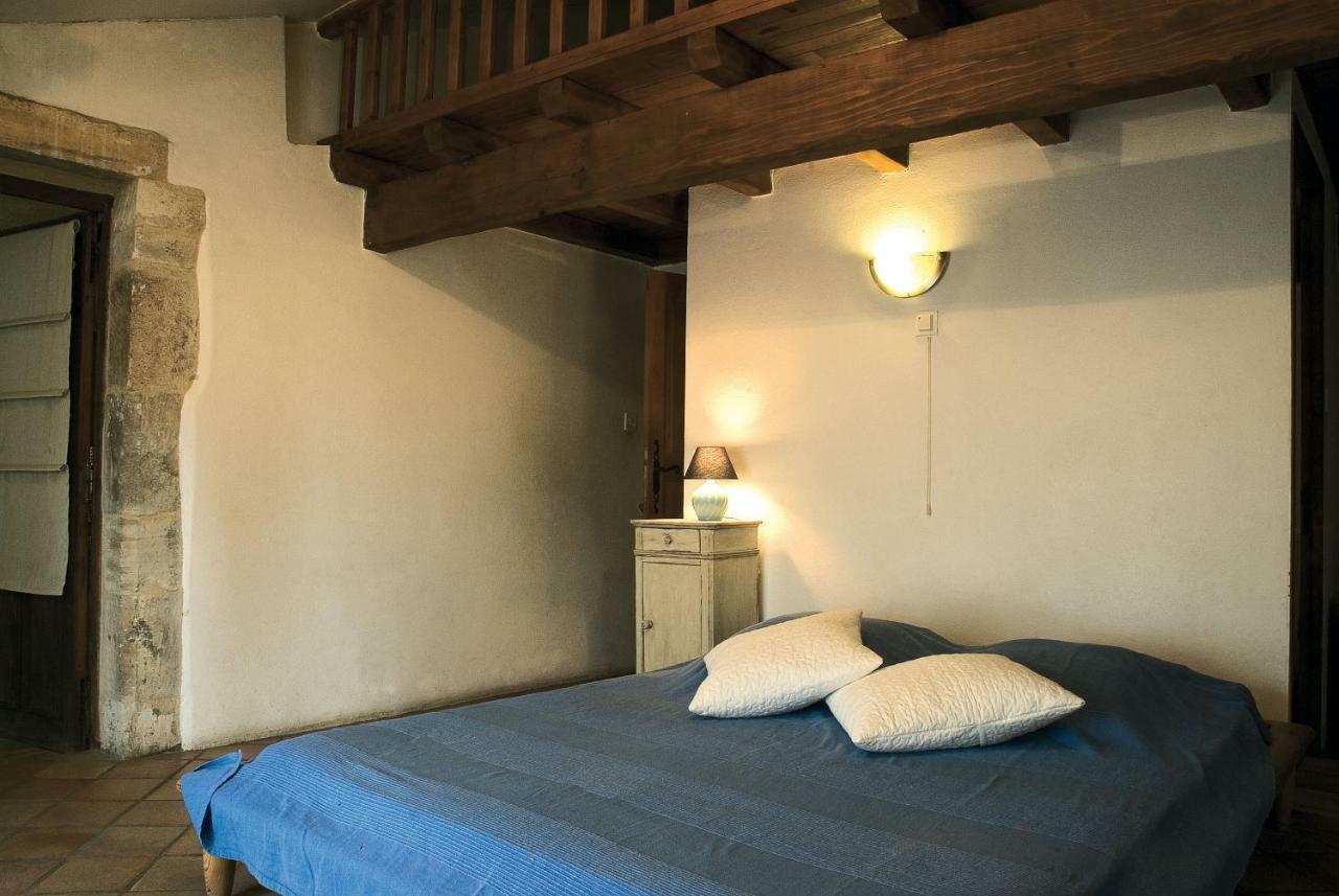Maison De Dame Tartine Issirac Bagian luar foto